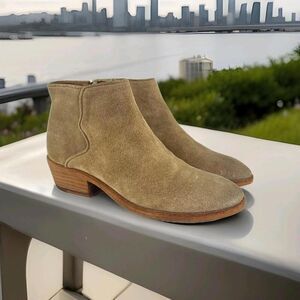 Frye Carson Piping Bootie US 7 M Womens Tan Brown Suede Zip Ankle Boots
